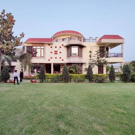 Basti House - Boutique Homestay 勒克瑙 外观 照片